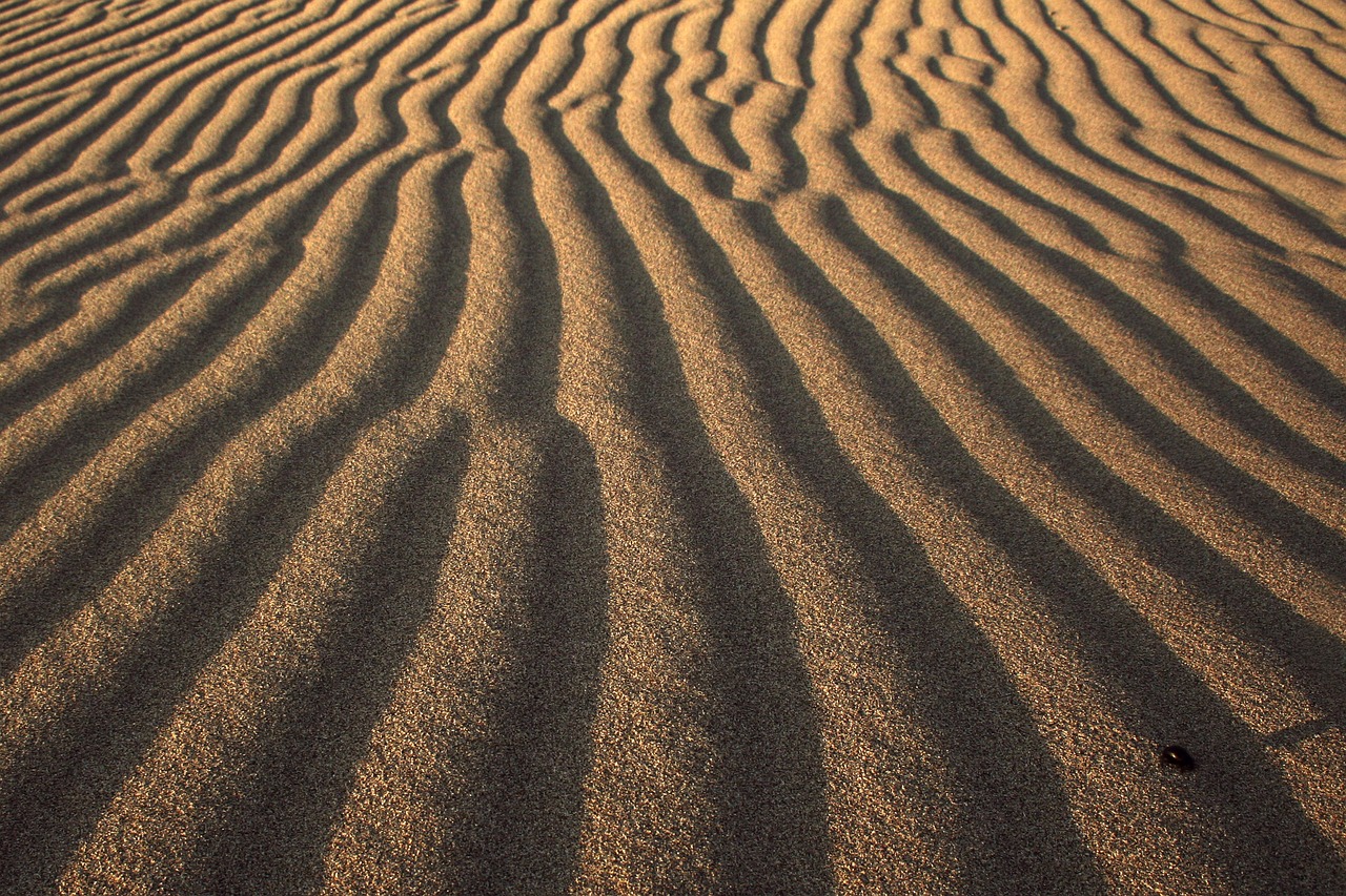 Image - arid barren desert dry landscape