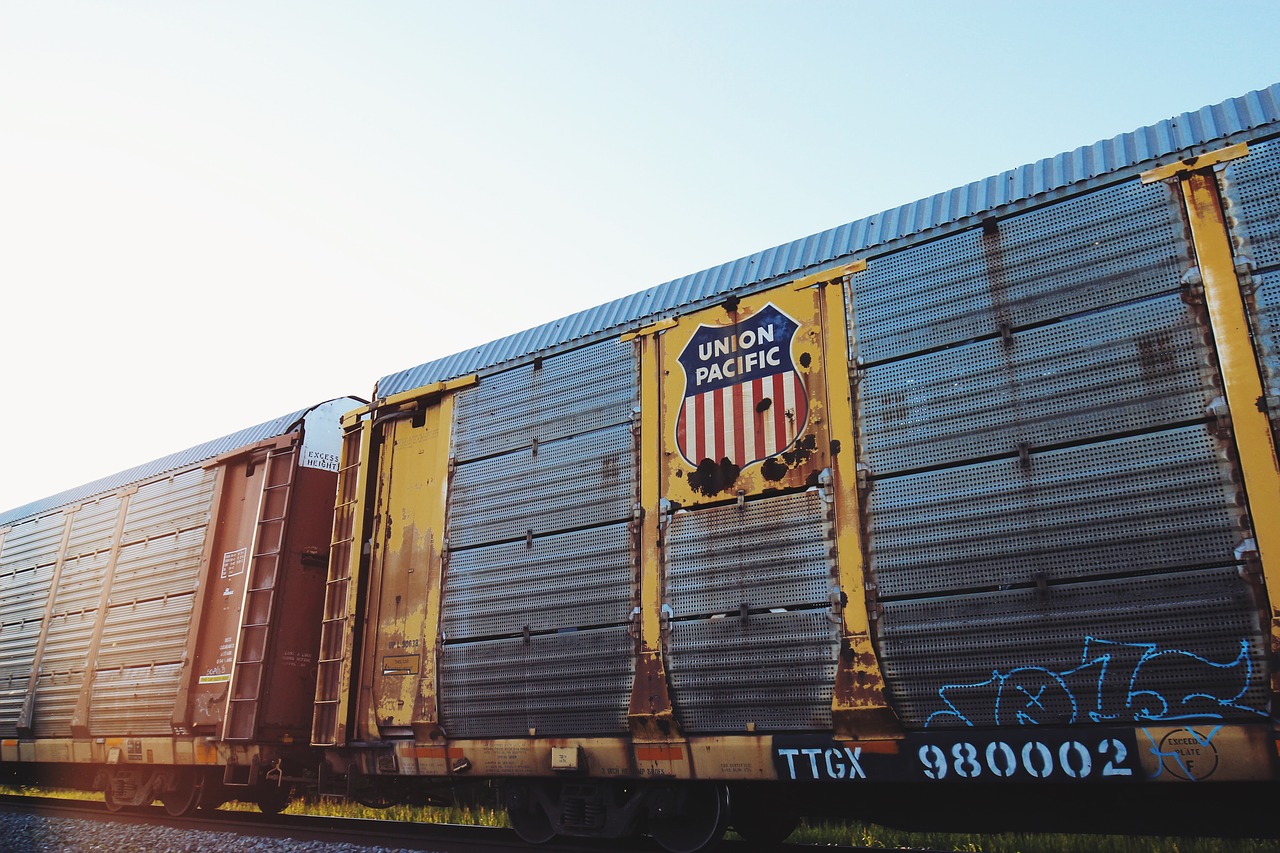 Image - caboose commerce container