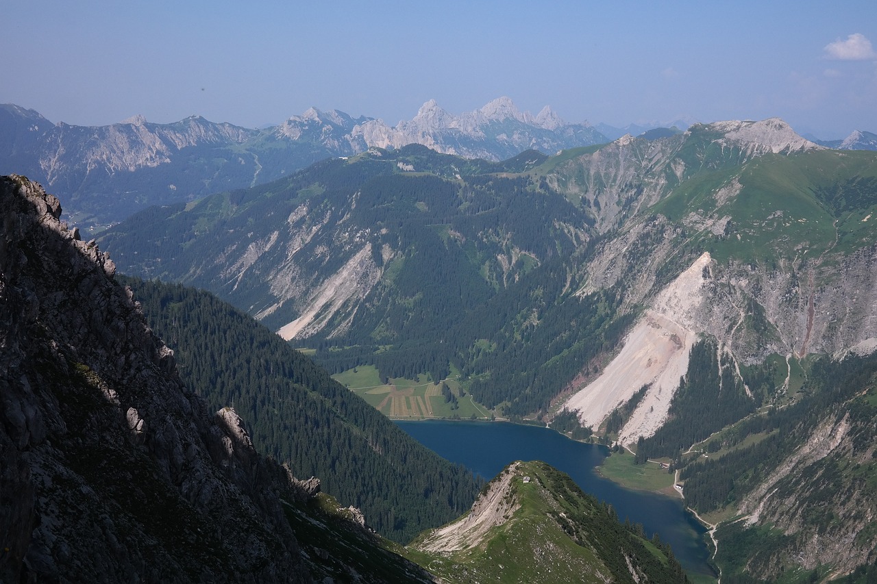 Image - vilsalpsee rock fall landslide