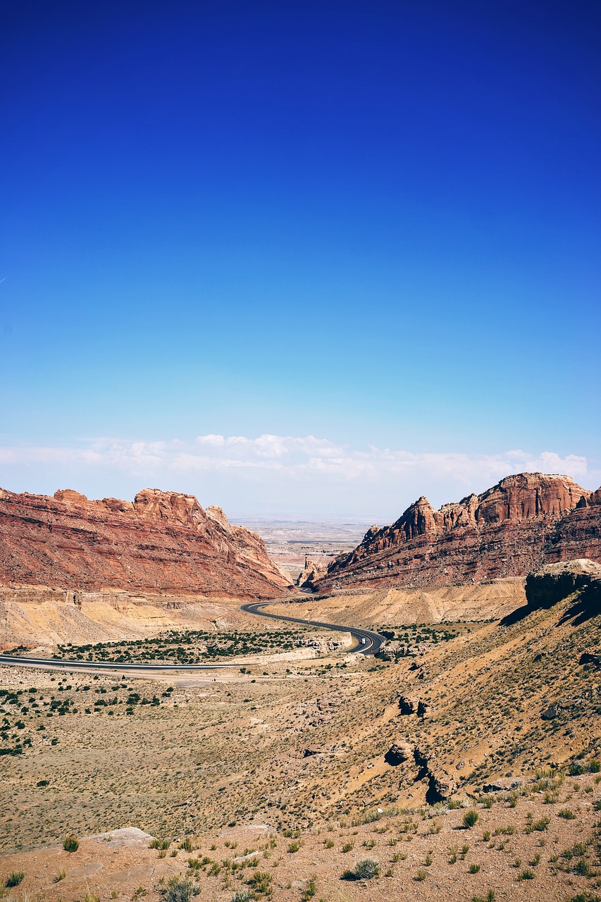 Image - barren desert dry grand canyon