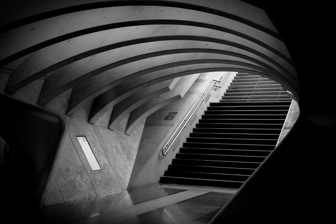 Image - architecture lines and curves