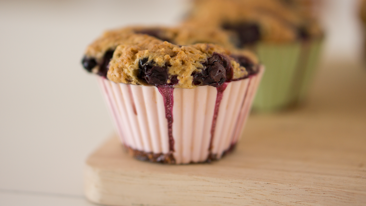 Image - blueberry muffins close up cooking