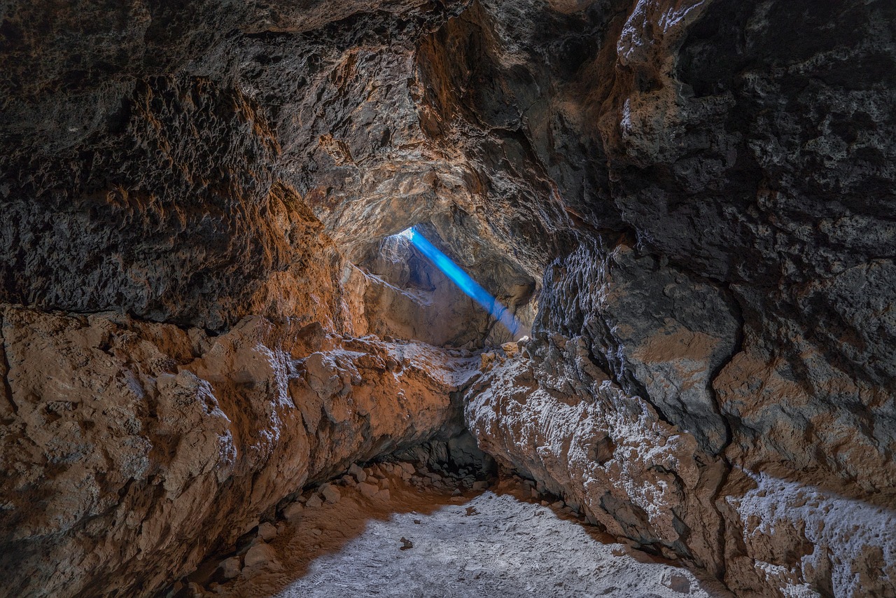 Image - rock geology cave water nature