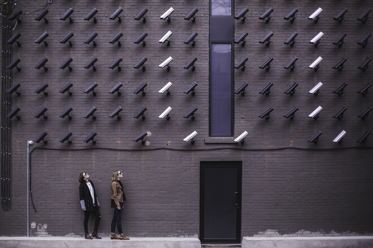 Image - building cctv door female ladies