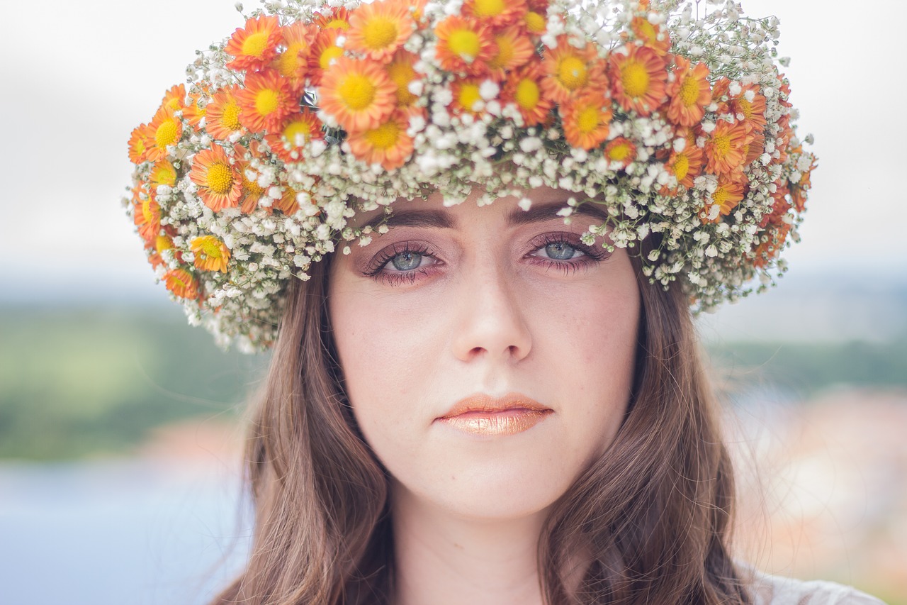 Image - brunette face female flowers lady