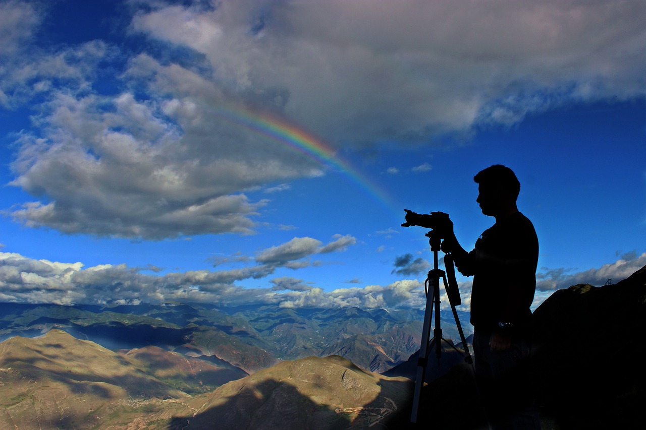 Image - camera clouds mountain range