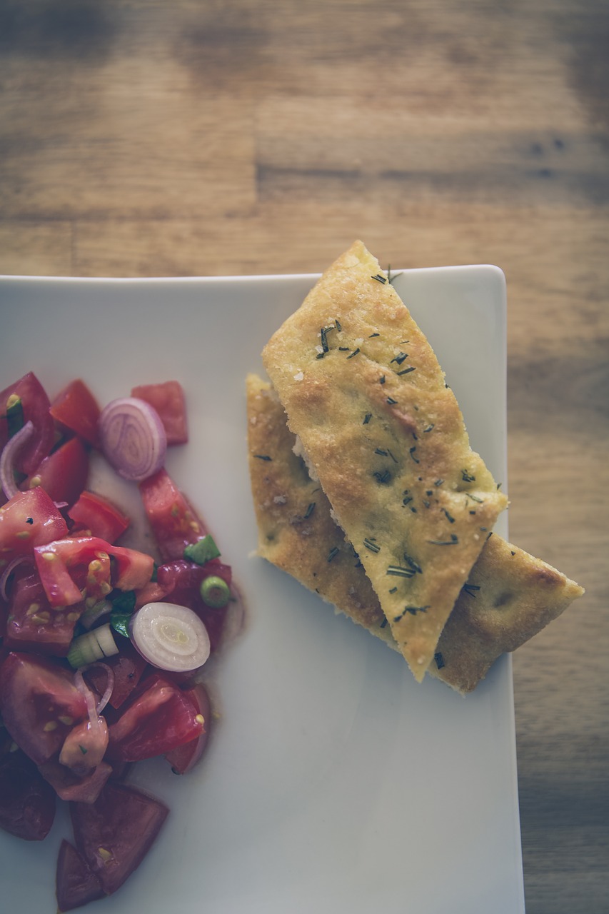 Image - bread focaccia food herbs onions