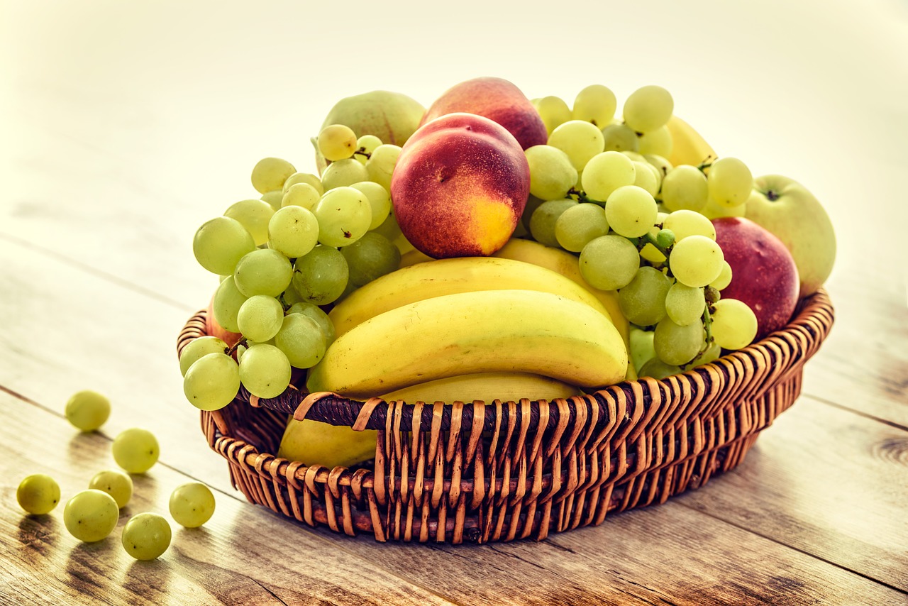 Image - fruit basket bananas grapes apples