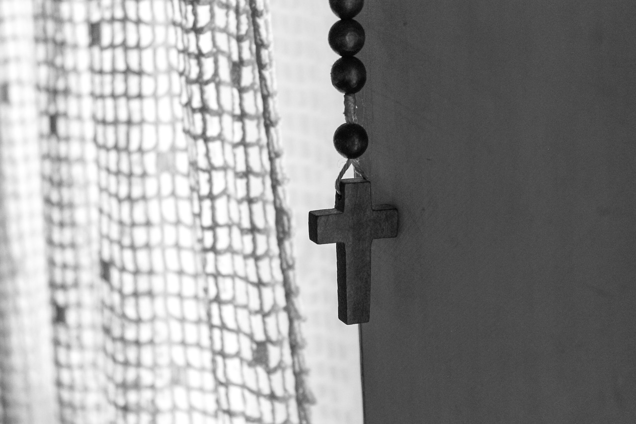 Image - home black and white cross prayer