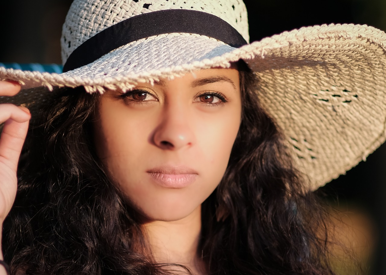 Image - beautiful hat model person