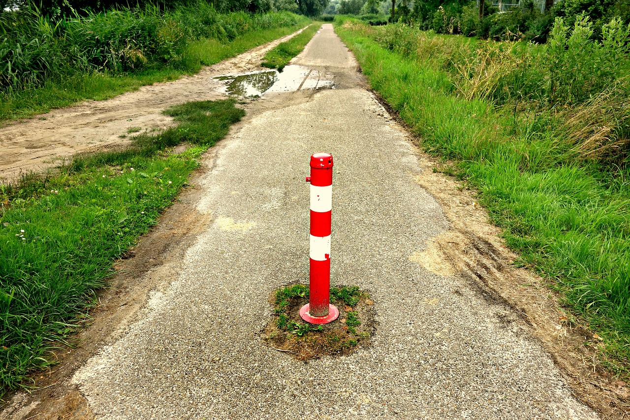 Image - adjustable road block bike path