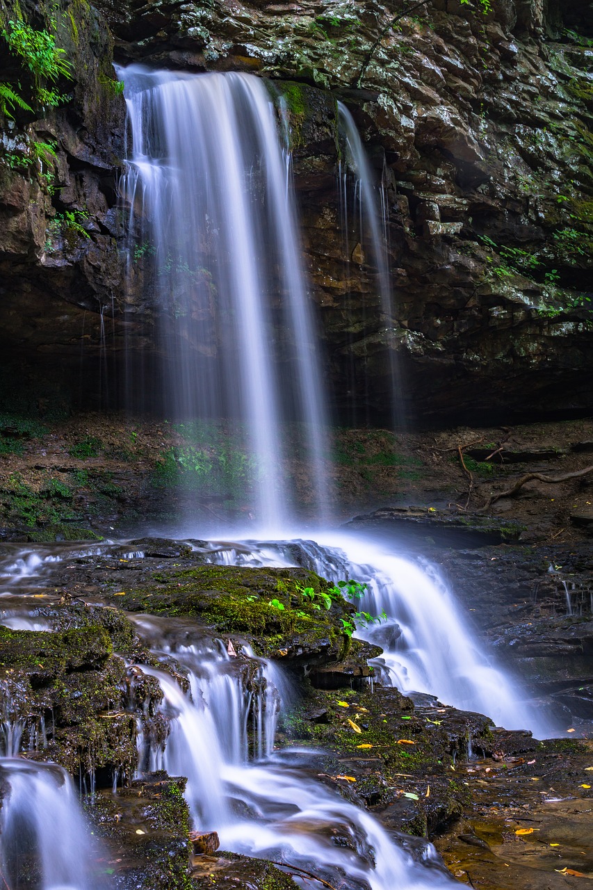 Image - cascade falls green long exposure