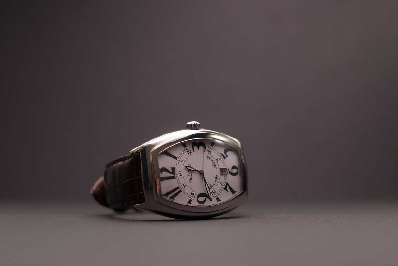 Image - advertising analogue date fashion