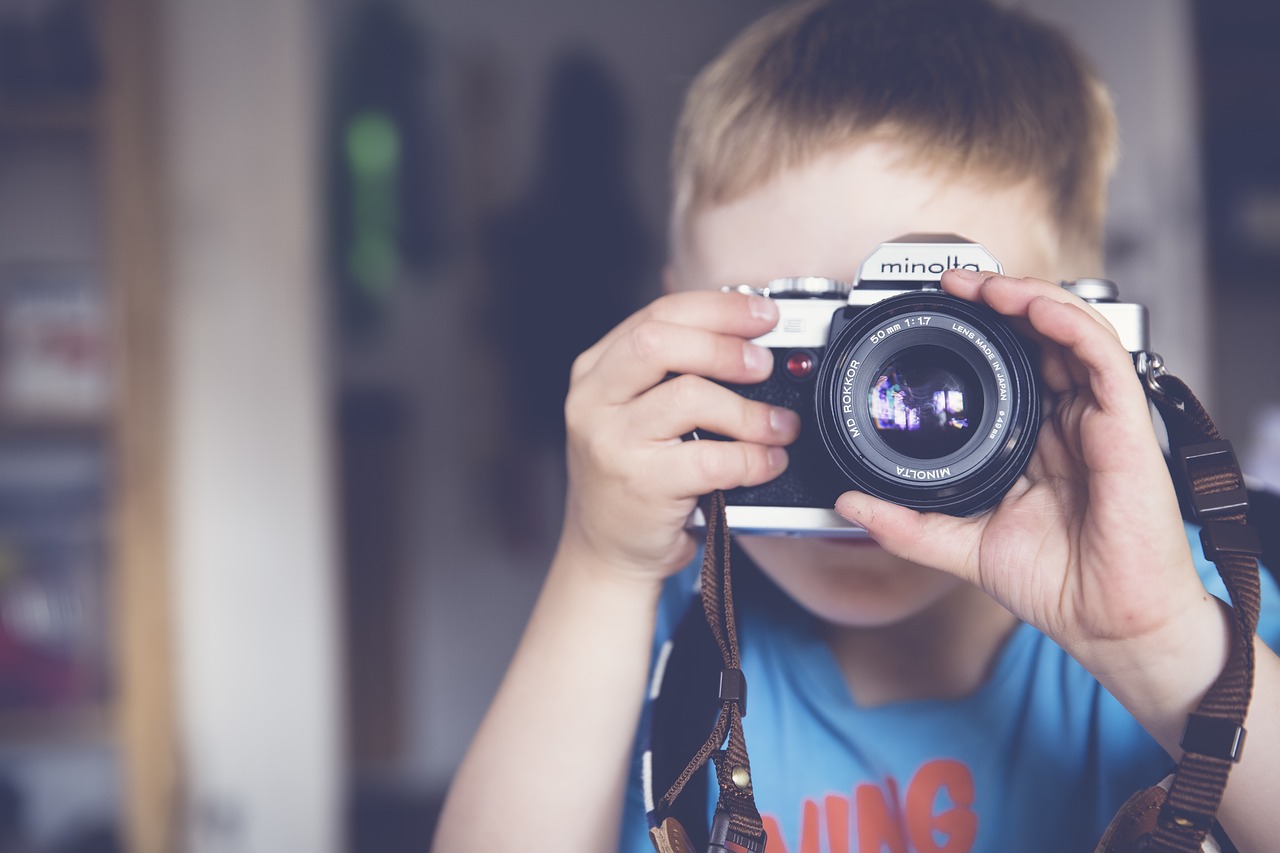 Image - boy camera child classic lens