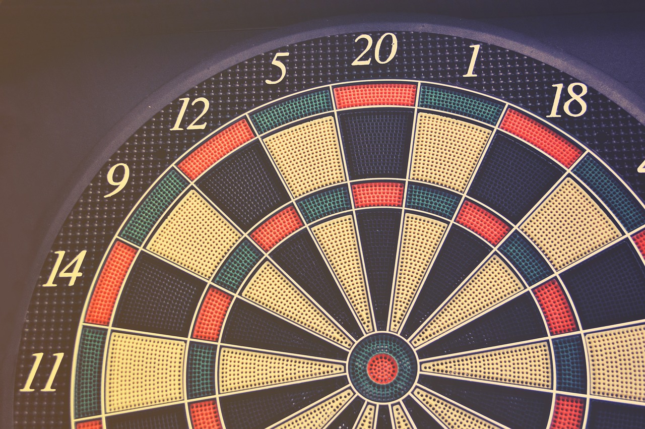 Image - black board game bullseye dart