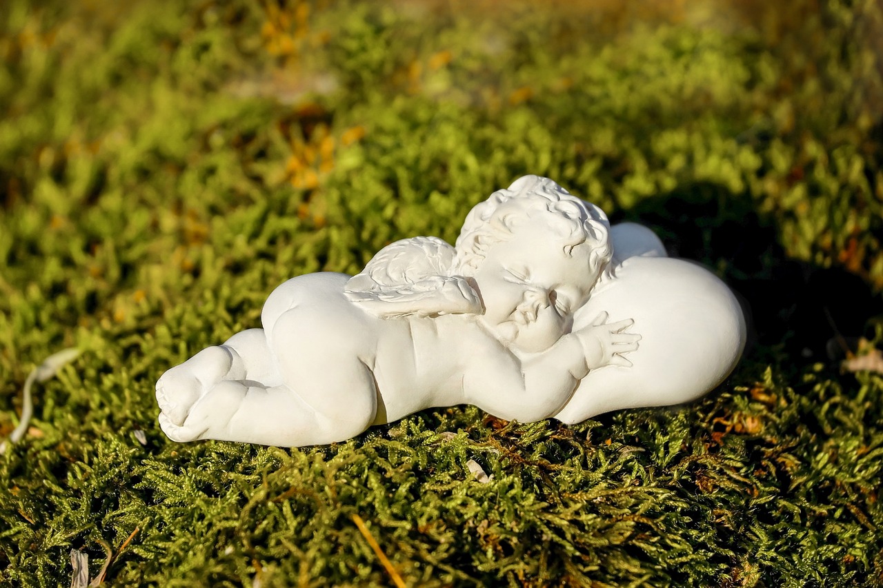 Image - angel figure schutzengelchen lying