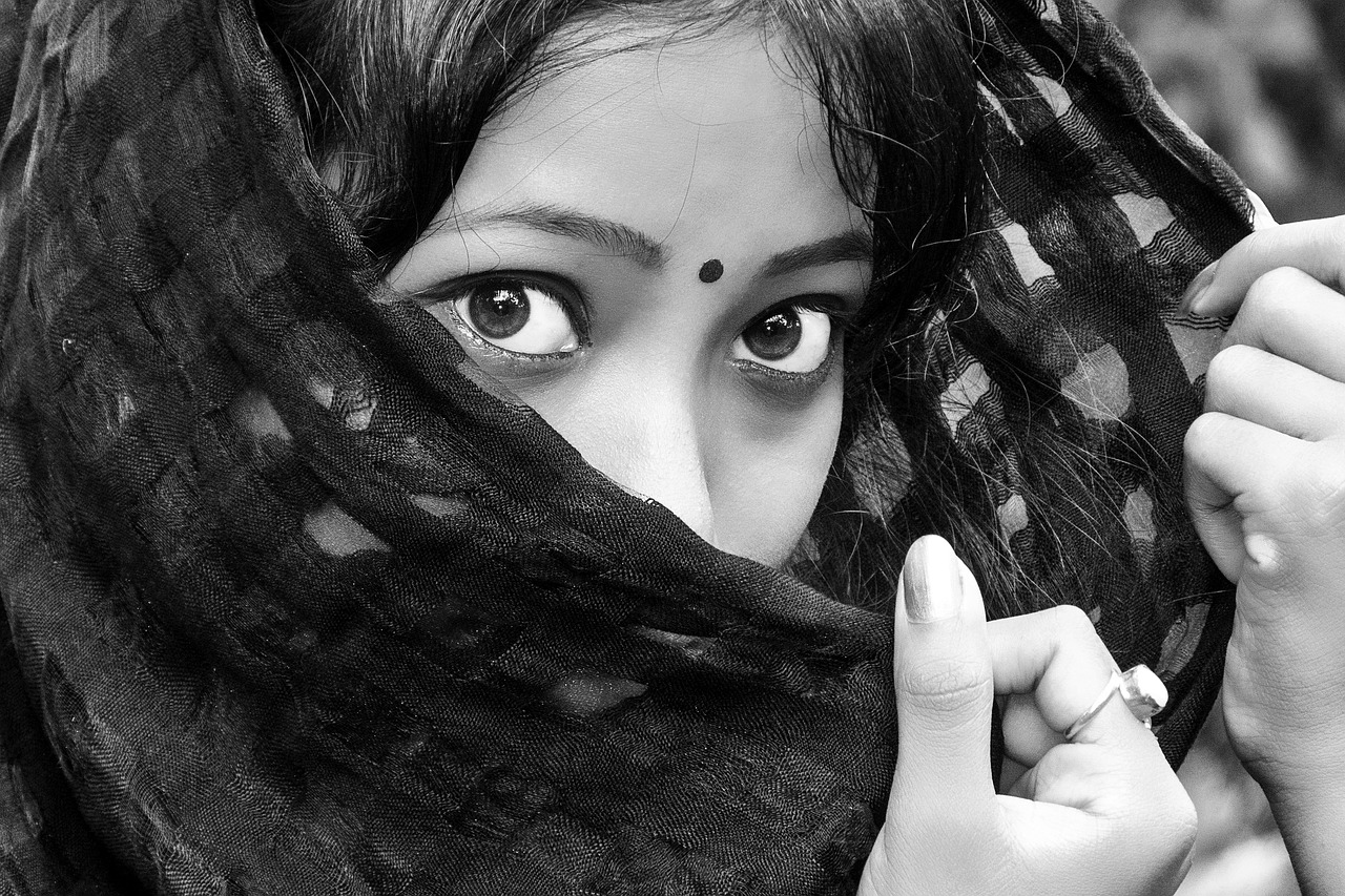 Image - black eyes girl india indian lady