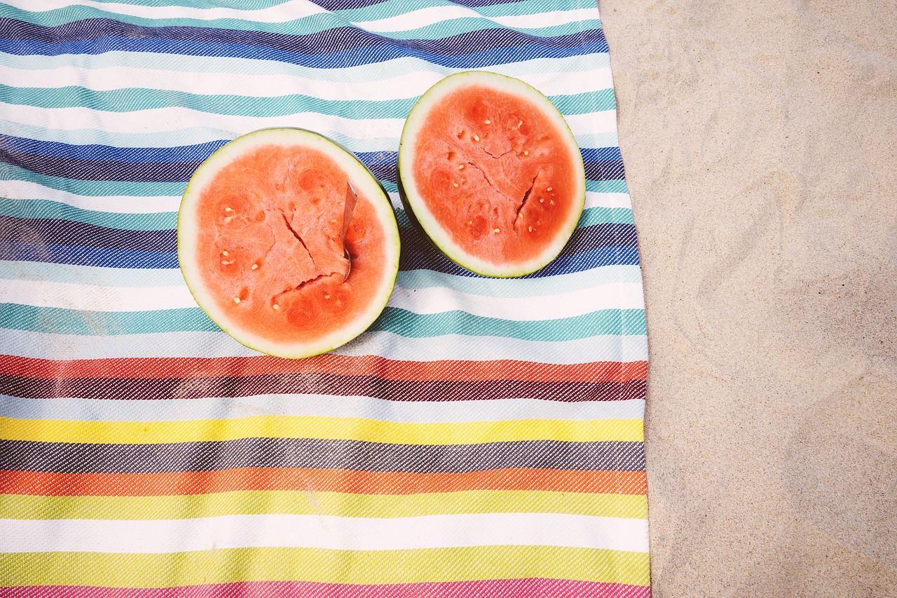 Image - beach blanket fruit looking down