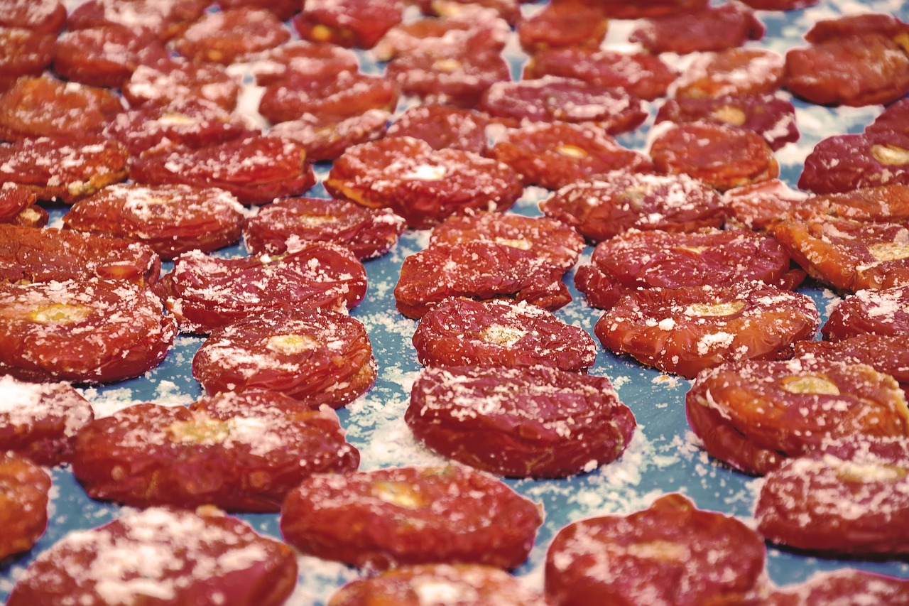 Image - food red salt tomato tomatoes