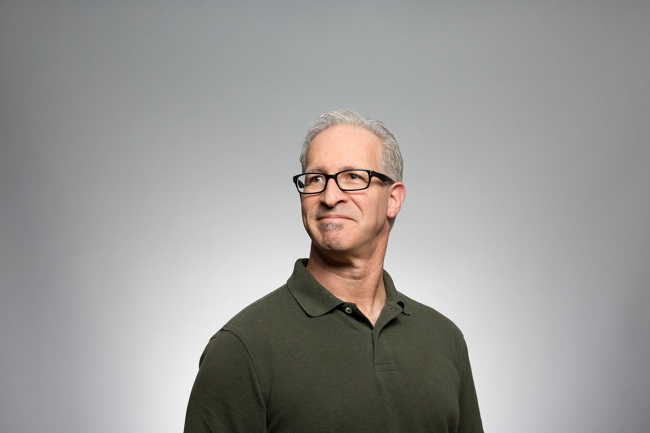 Image - adult casual caucasian glasses