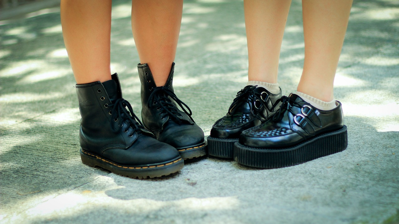 Image - boots fashion feet footwear shoes