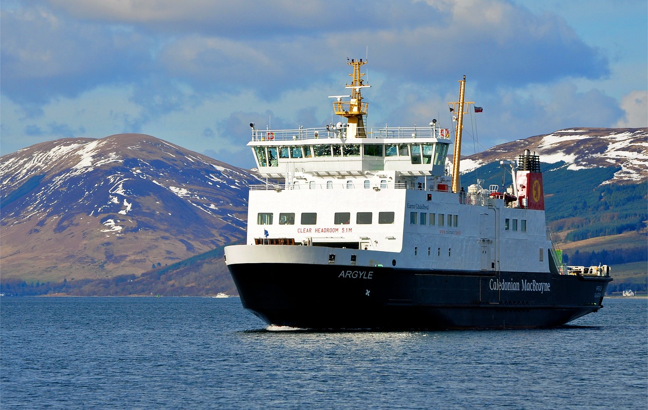 Image - car ferry clyde estuary cowal hills