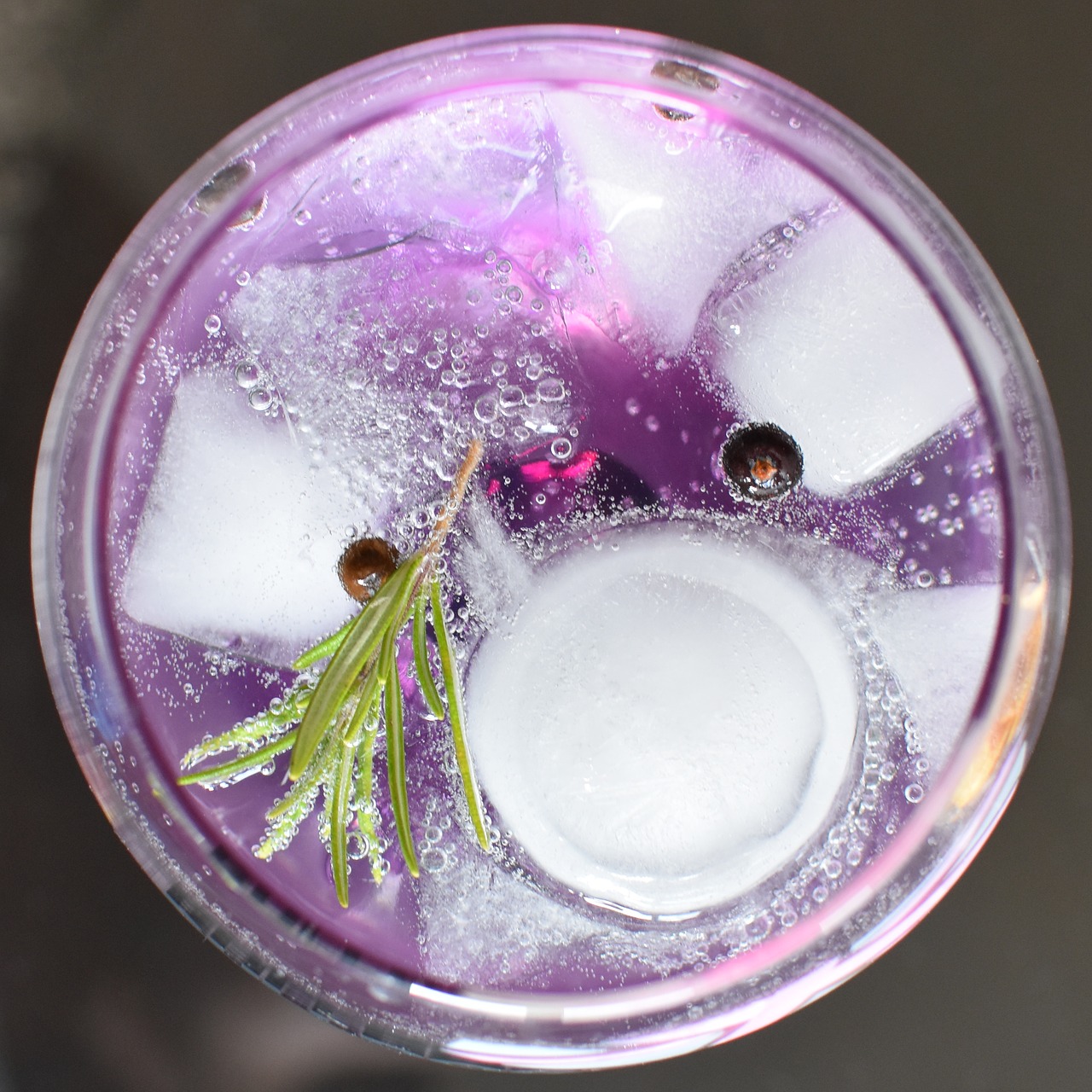 Image - gin tonic alcohol glass drink