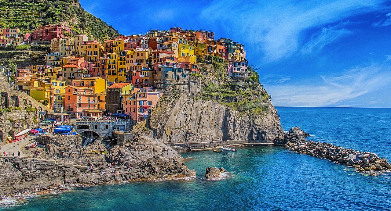 Image - cinque terre italy houses color