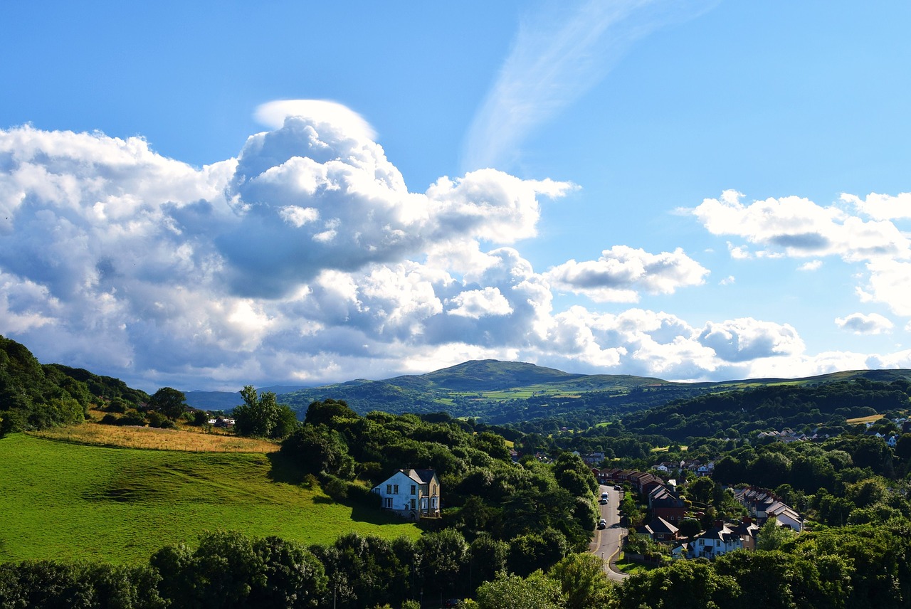 Image - wales blue sky scenic sightseeing