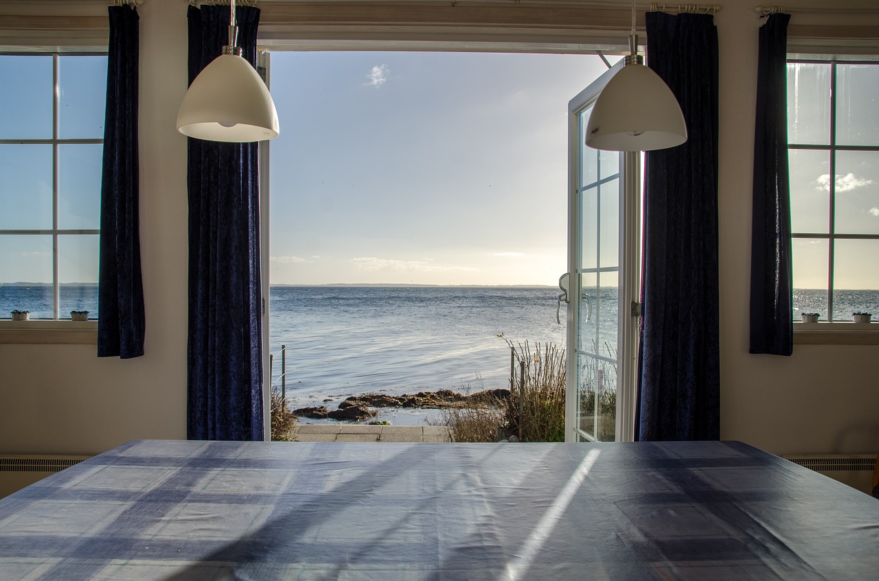 Image - beach view autumn hdr sea cottage