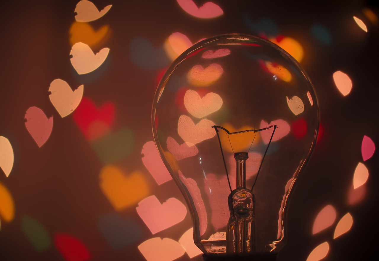 Image - bulb dark hearts lights macro