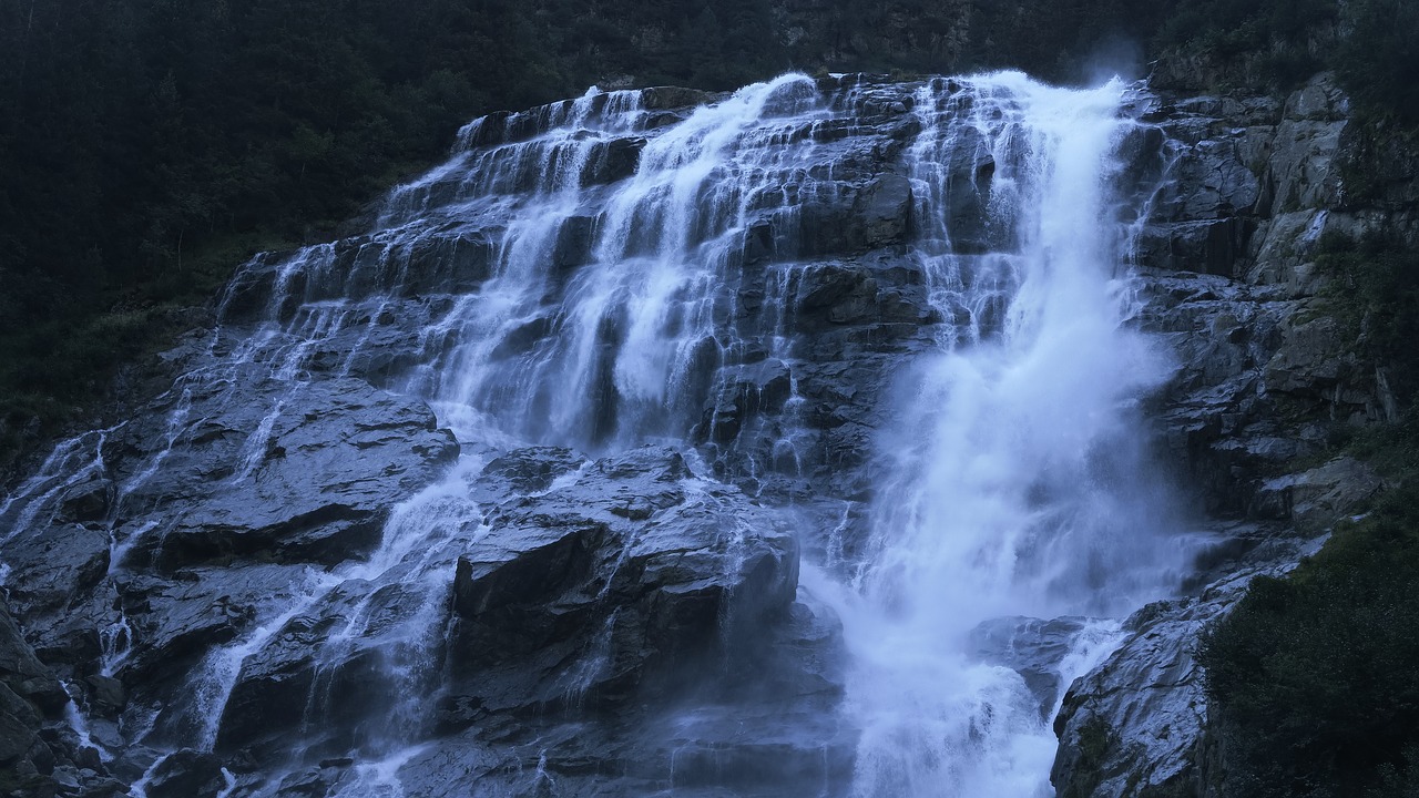 Image - cascade falls flow motion nature