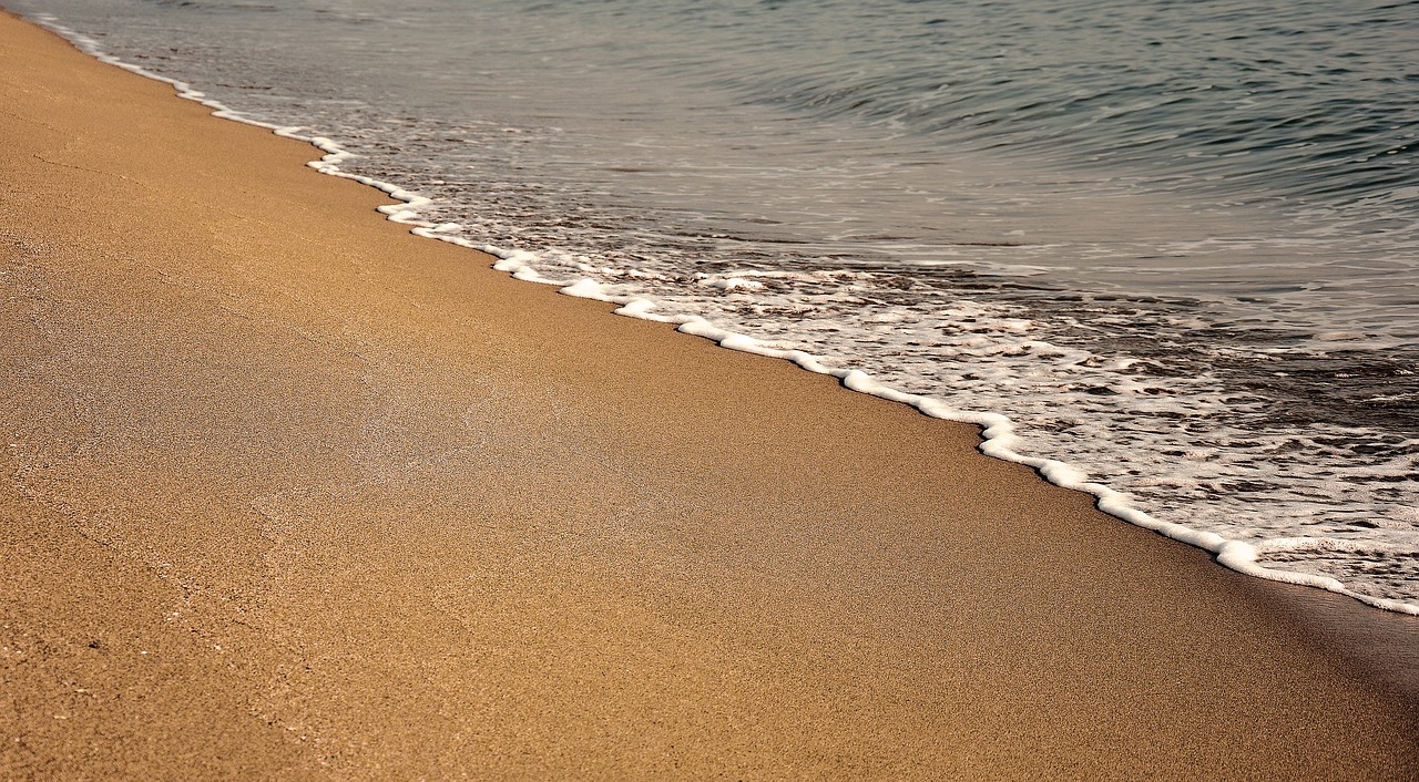 Image - beach foam sardinia sardinia beach