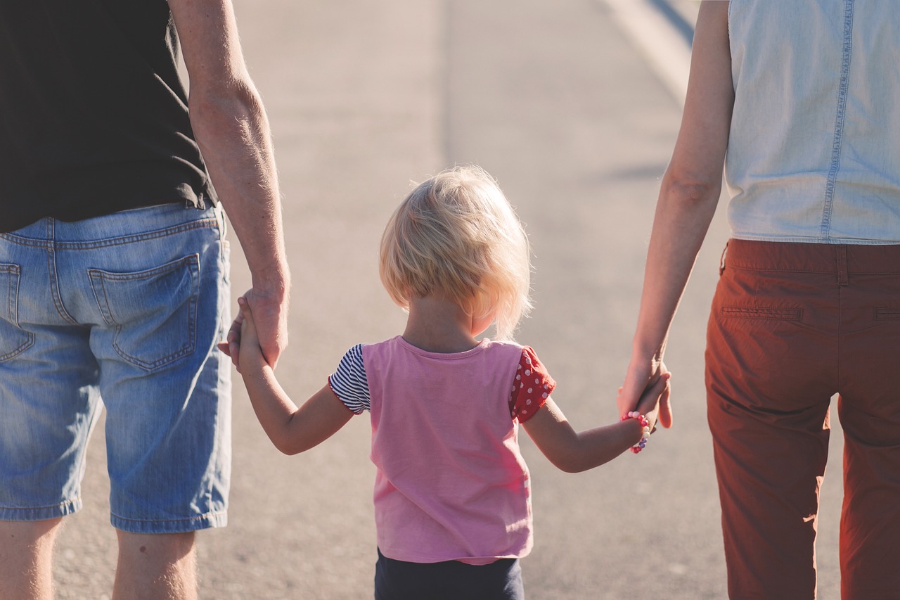 Image - affection beach child family girl