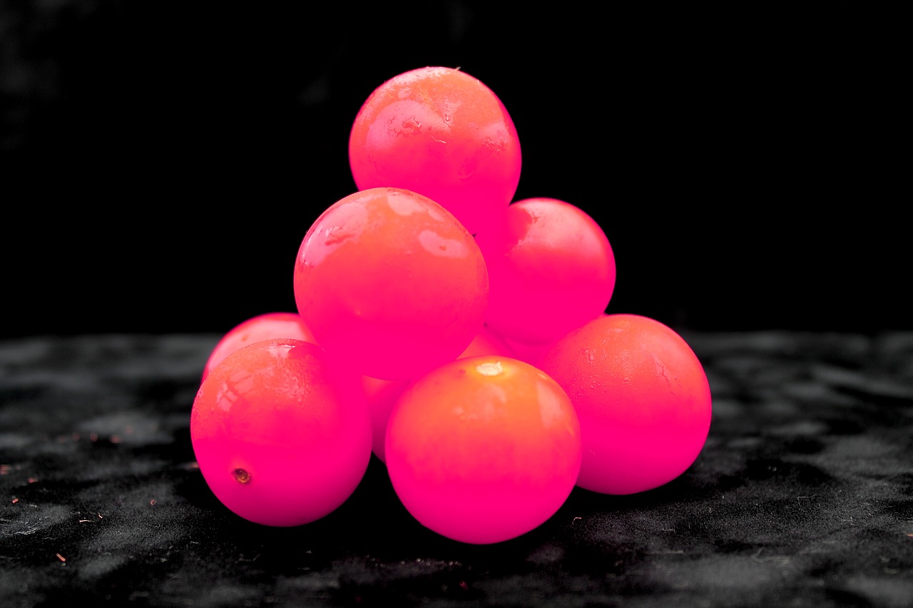 Image - fruit neon pink tomato