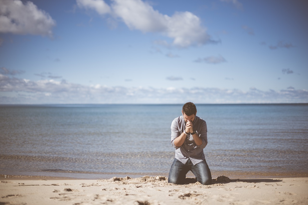 Image - beach idyllic man ocean peaceful