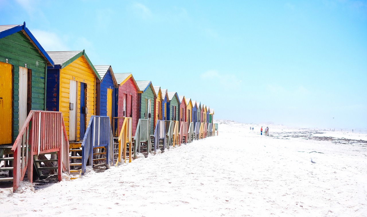 Image - beach colorful colourful facade