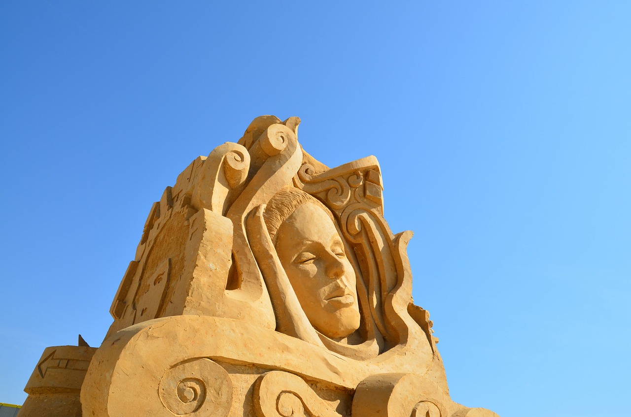 Image - sculpture sand bust statue design