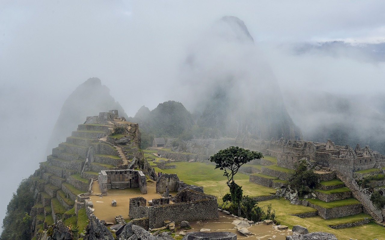 Image - fog hill landscape mist mountain