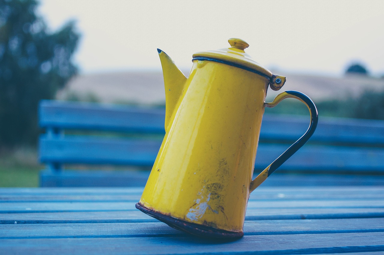 Image - macro table teapot wooden