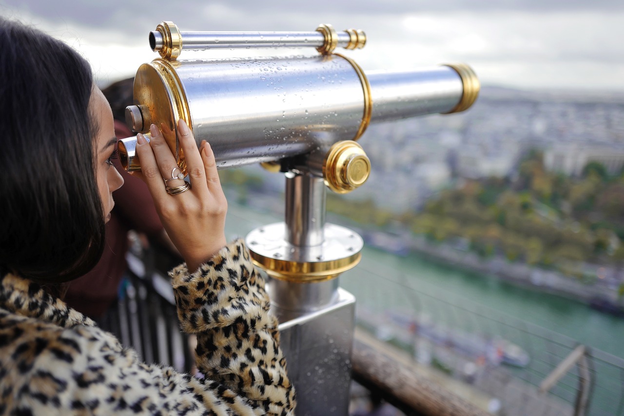 Image - binoculars person telescope woman