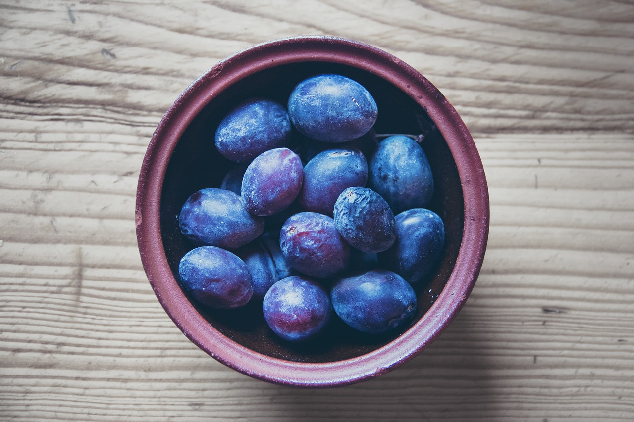 Image - fruit plum healthy sweet