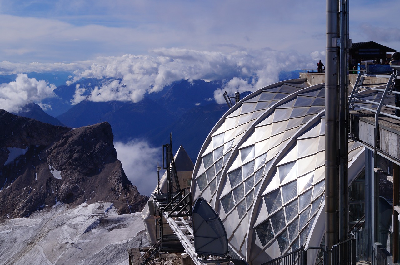 Image - alpine zugspitze mountains top