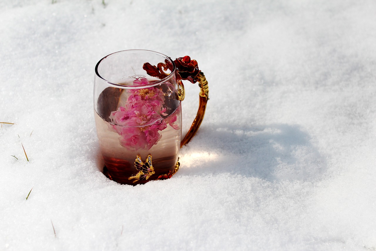 Image - tea rose corolla enamel cup