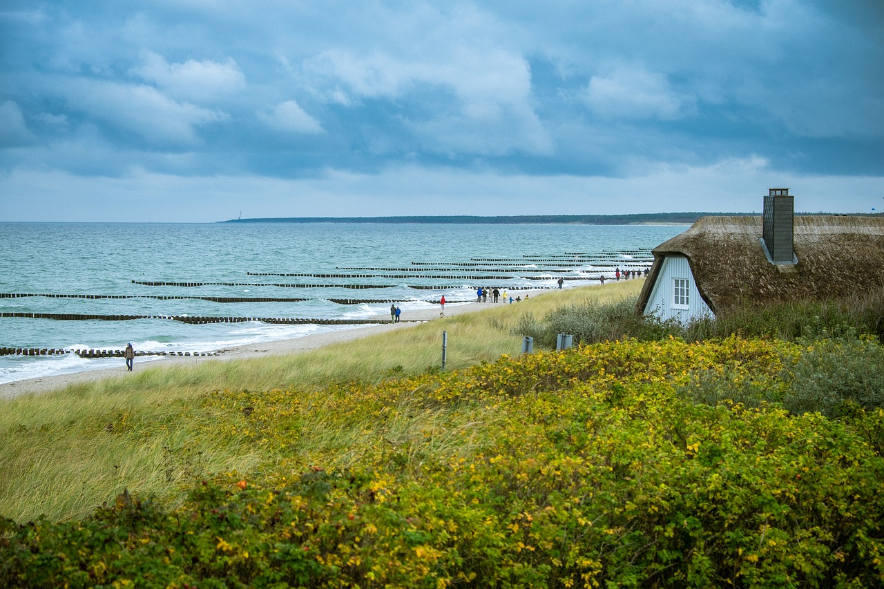 Image - ahrenshoop home sea building