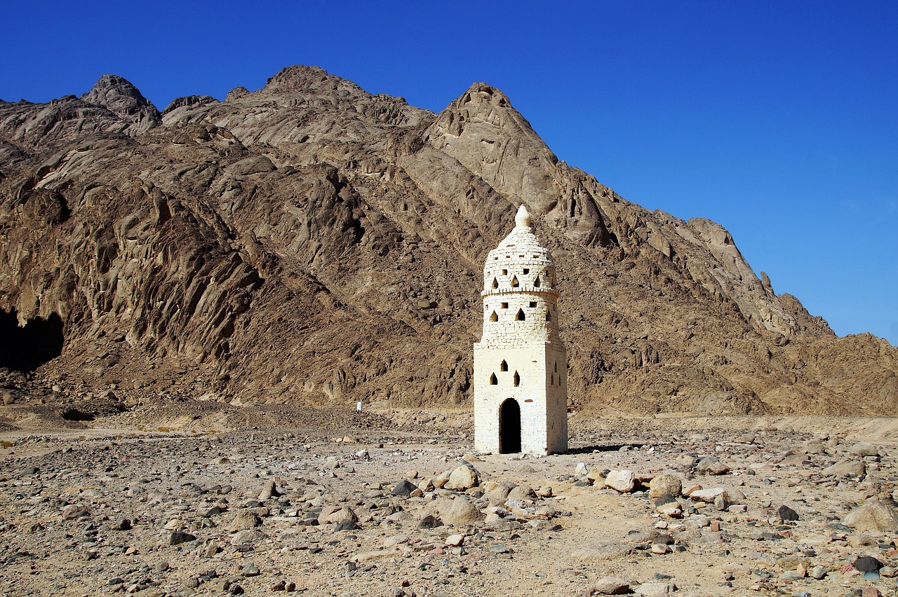 Image - desert mountains sand egypt heat