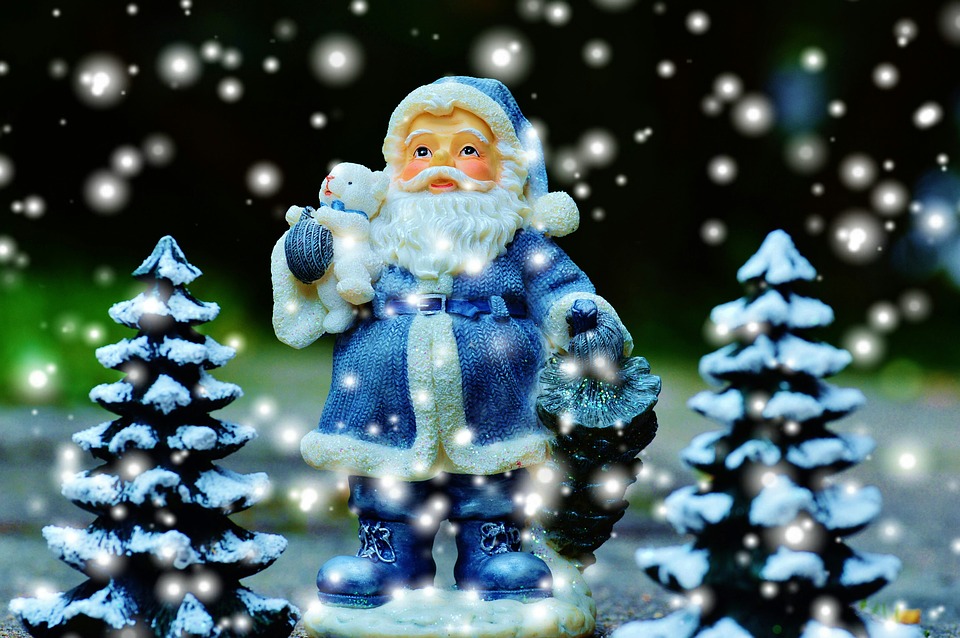 Image - christmas santa claus figure