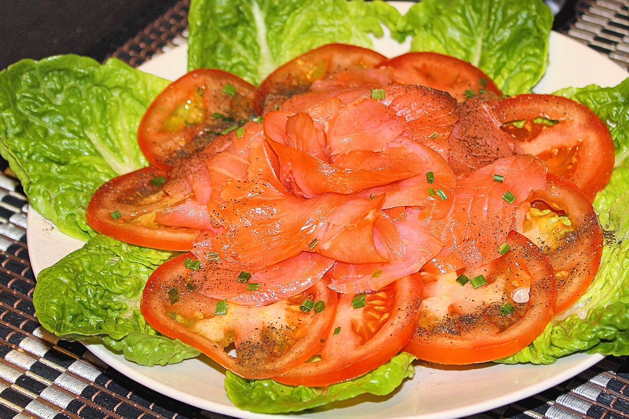 Image - salmon smoked salmon tomatoes