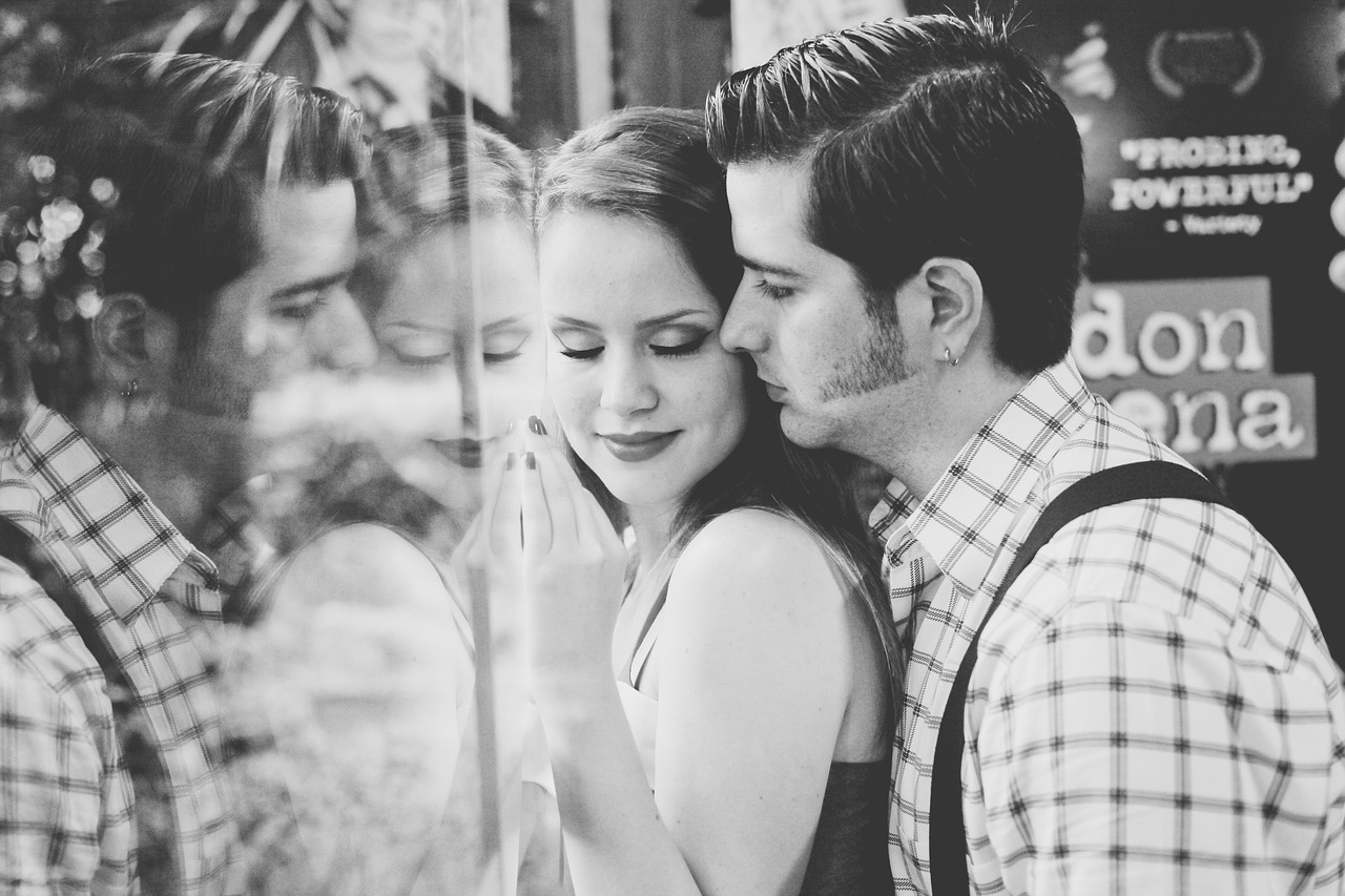 Image - marriage portrait photographer kiss