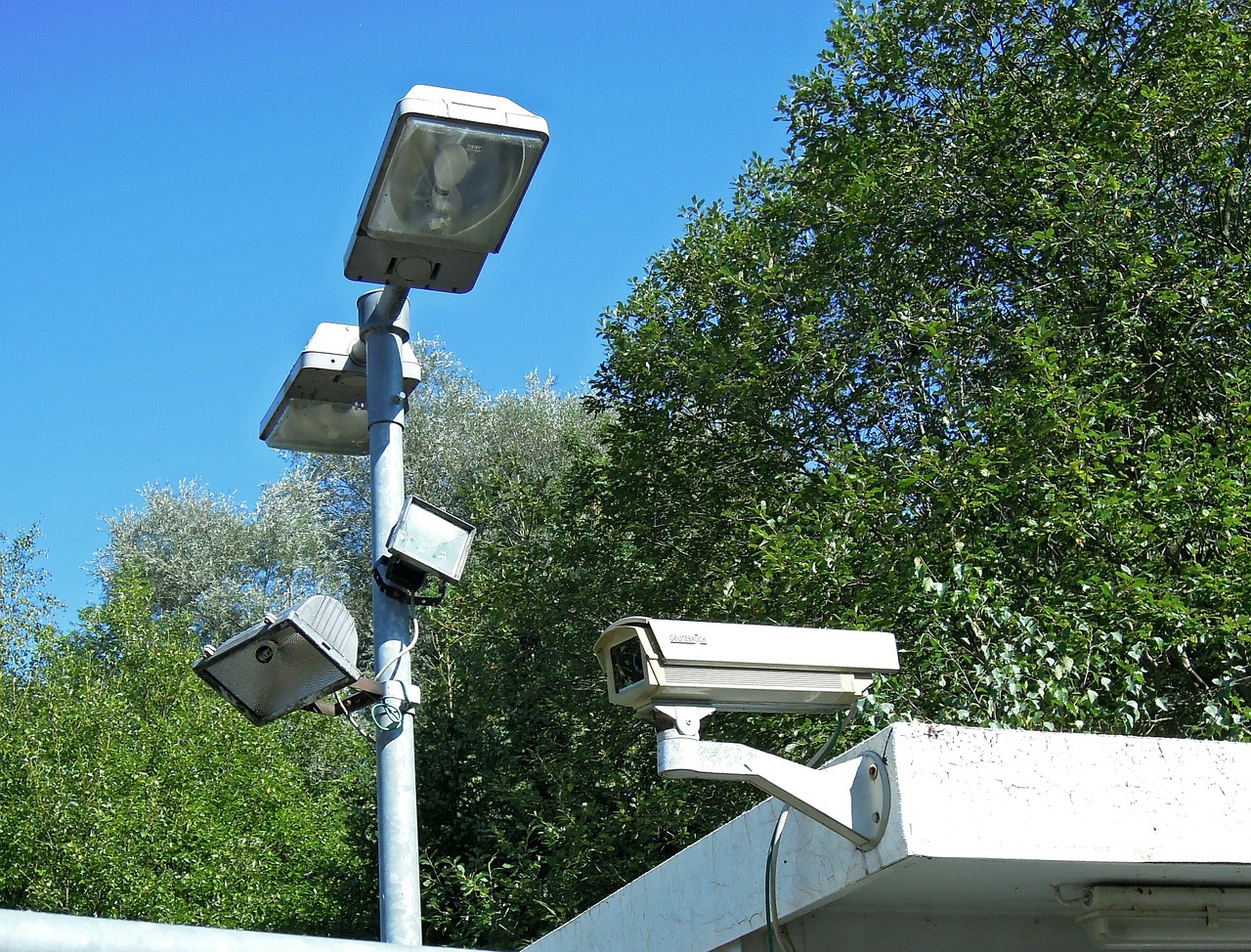 Image - security lamps lantern lighting